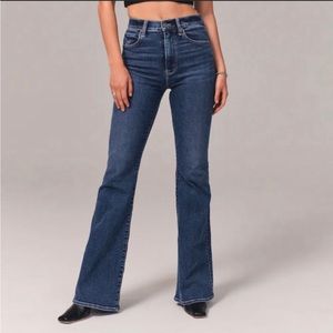 Abercrombie & Fitch The 70’s Vintage Flare Ultra High Rise Jeans NWT 28 S, 29 S